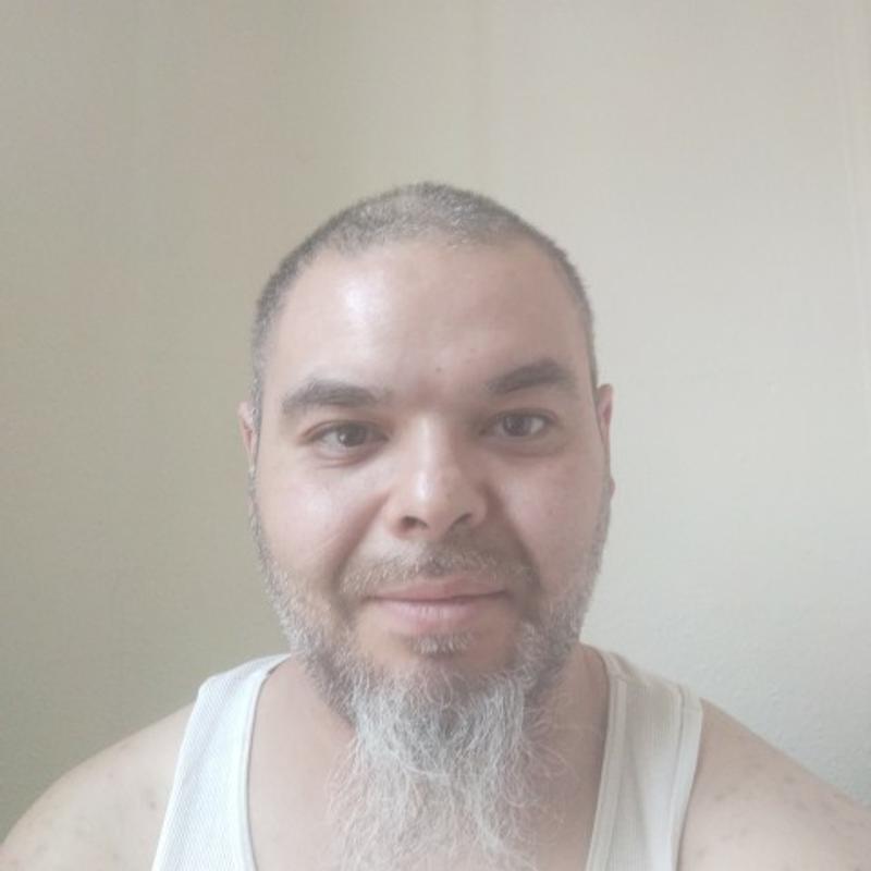 https://images.reputablerooms.com/processed/73099/profile/2cd953ea-9072-4228-9afe-0913847bc60b.jpeg