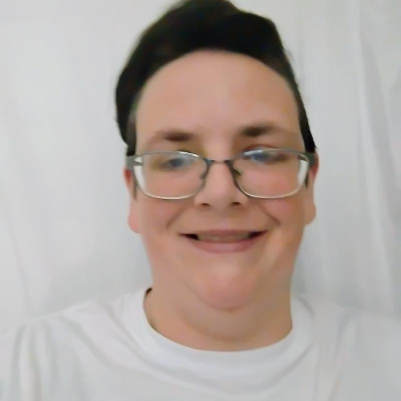 https://images.reputablerooms.com/processed/73261/profile/2fc380d6-0a6c-422b-bc24-52f3a1360c42.jpeg