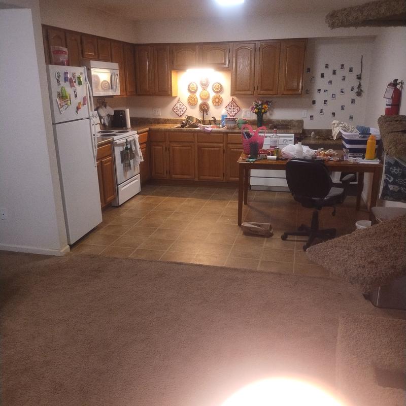 https://images.reputablerooms.com/processed/73600/listing/46f879d3-5ca4-4f88-9441-a410d798695e.jpeg