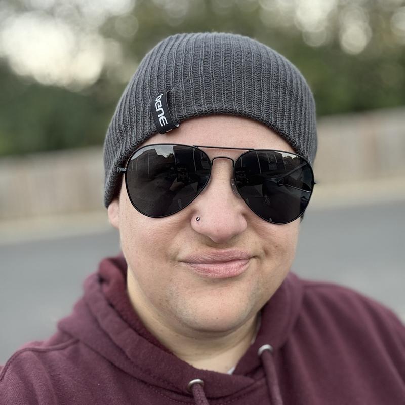 https://images.reputablerooms.com/processed/73780/profile/23ff0b3f-8aef-4e41-83f6-1f3c411b692e.jpeg