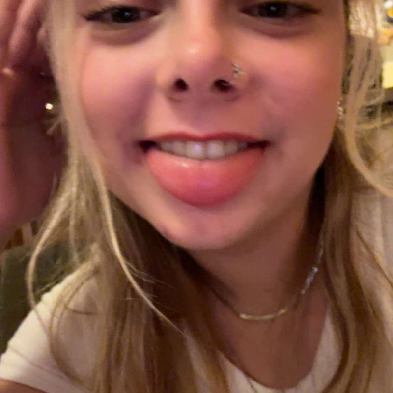 Profile image for Rebecca  J