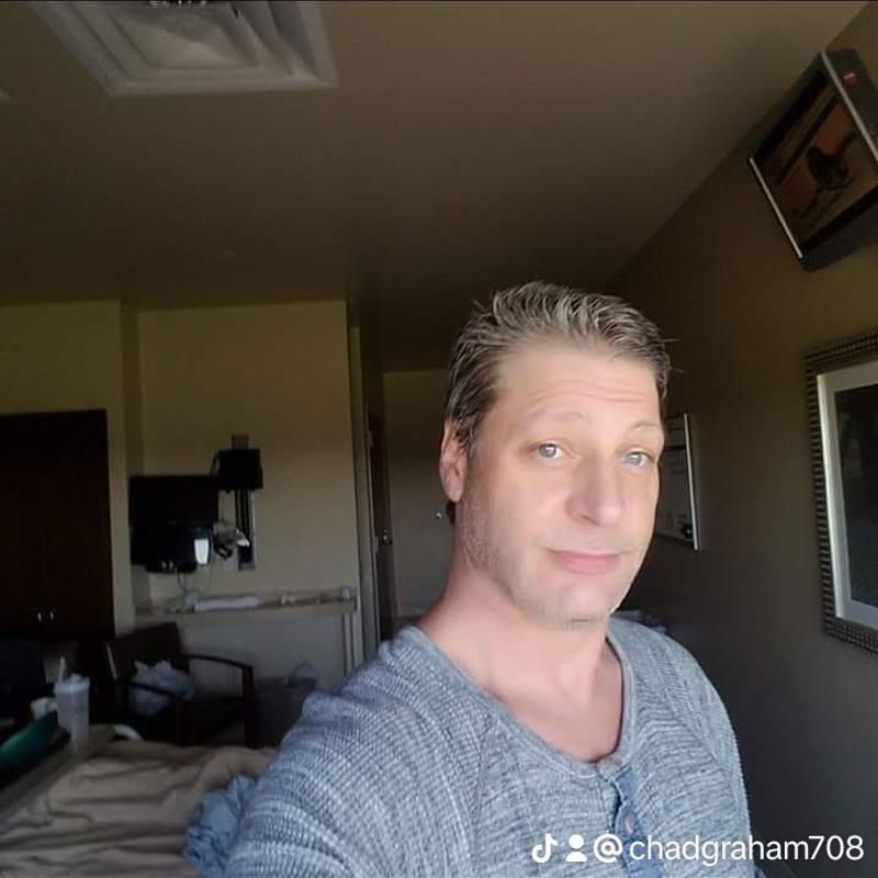 Listing photo 2 of 4