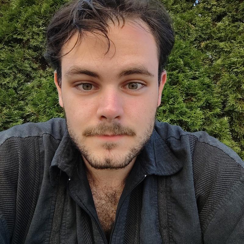 Listing photo 2 of 3