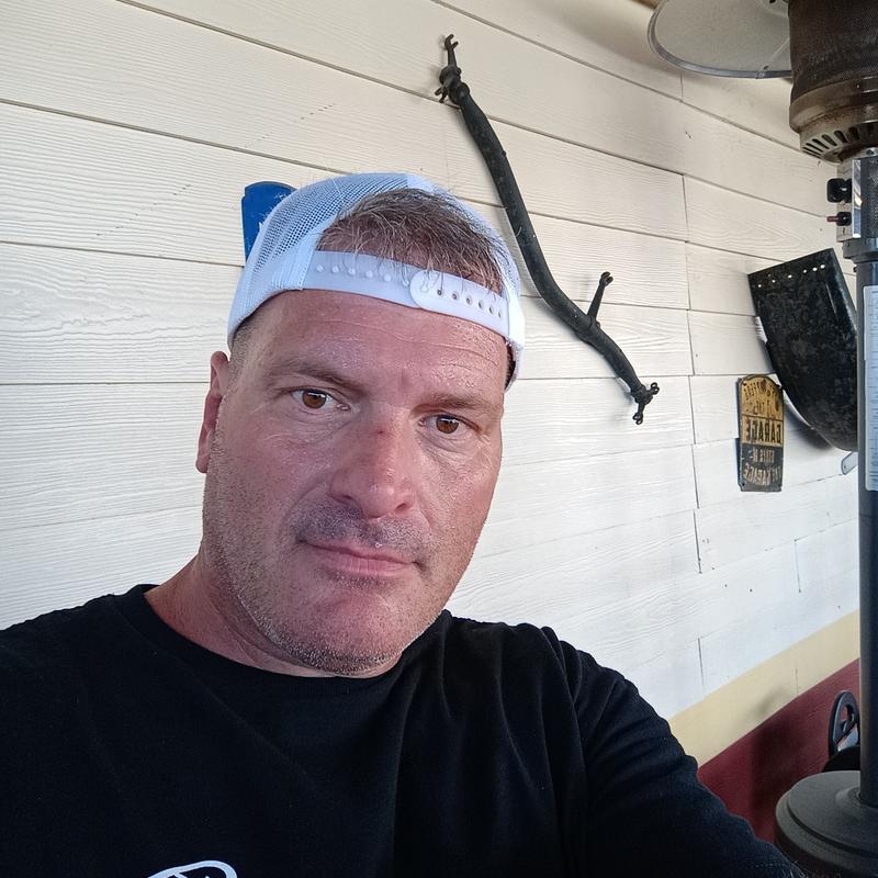 Listing photo 2 of 3