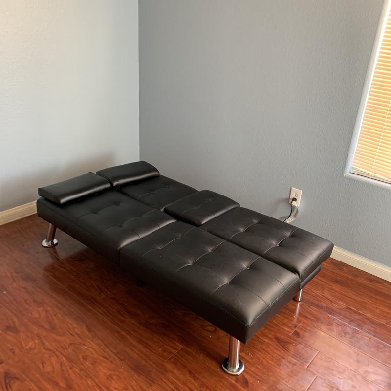 Listing photo 4 of 8