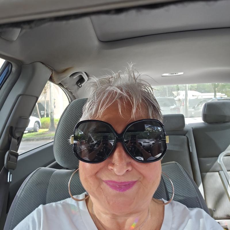 Listing photo 2 of 3