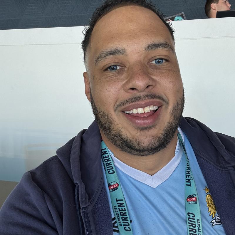 Listing photo 2 of 4