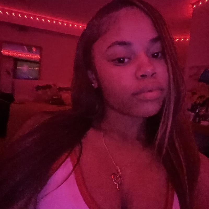 Listing photo 2 of 5