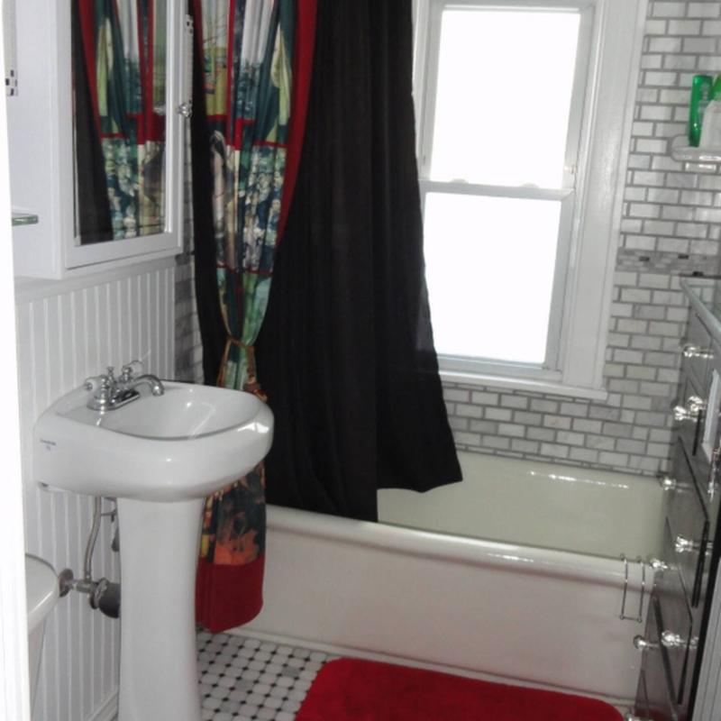 Listing photo 2 of 3