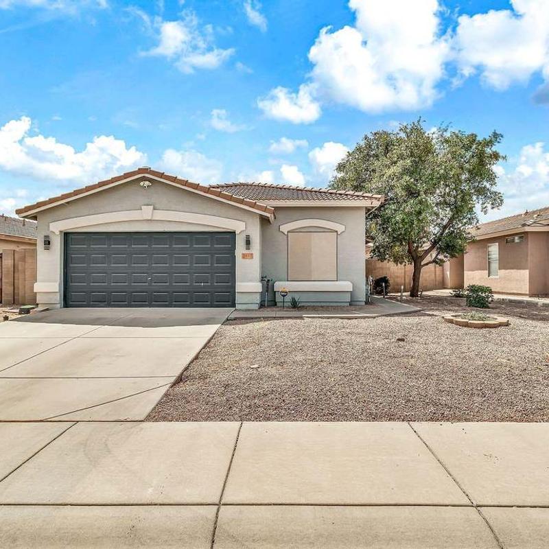 Listing photo 4 of 11