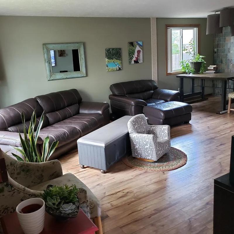 Listing photo 6 of 11