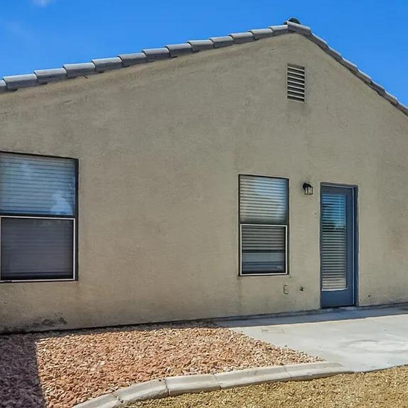 Listing photo 3 of 7