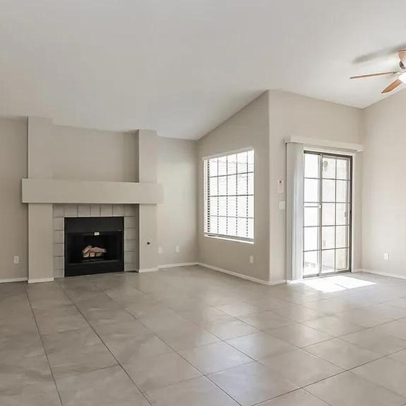 Listing photo 6 of 7