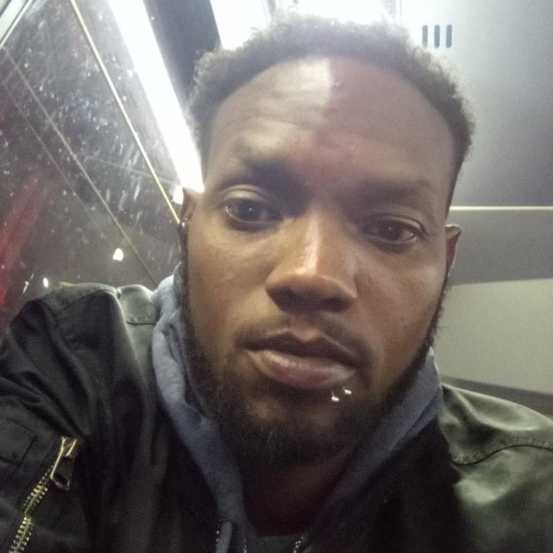 Listing photo 2 of 3