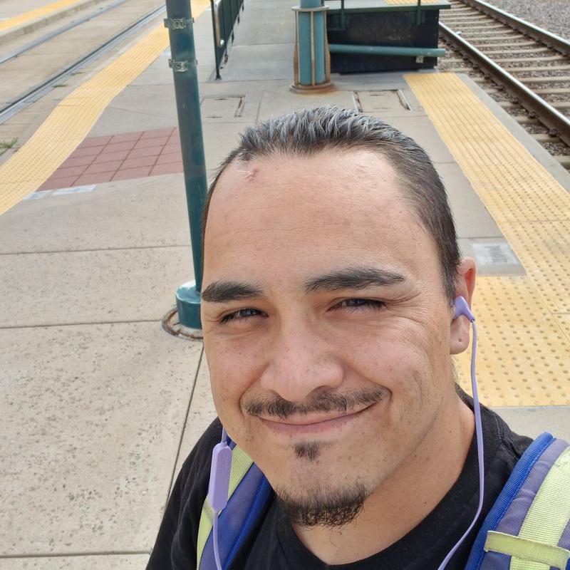 Listing photo 2 of 5