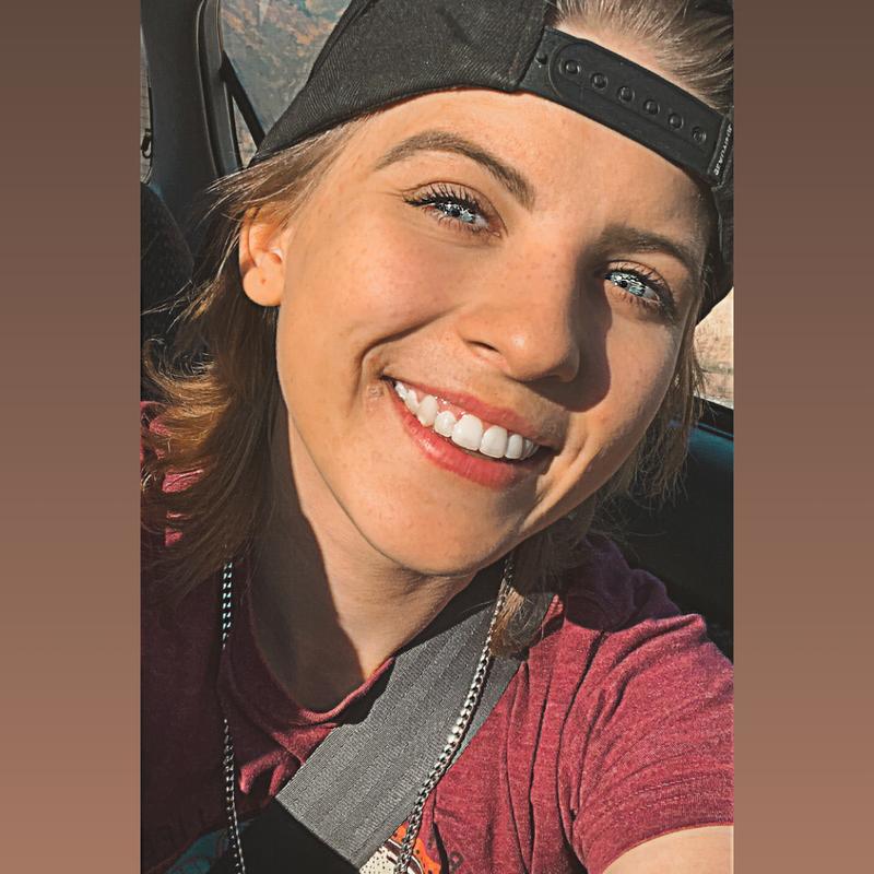 Listing photo 2 of 5