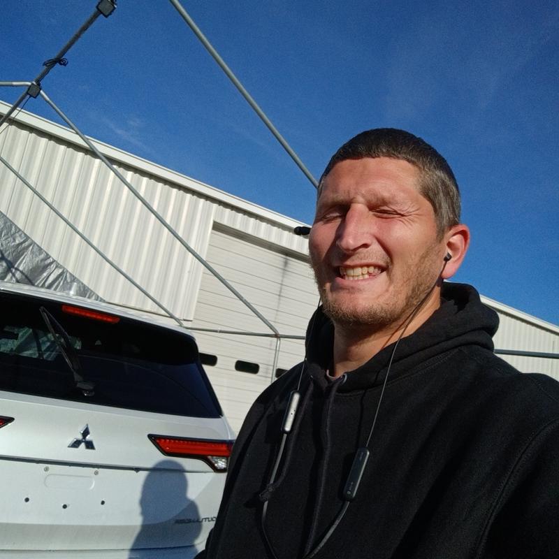 Listing photo 2 of 3