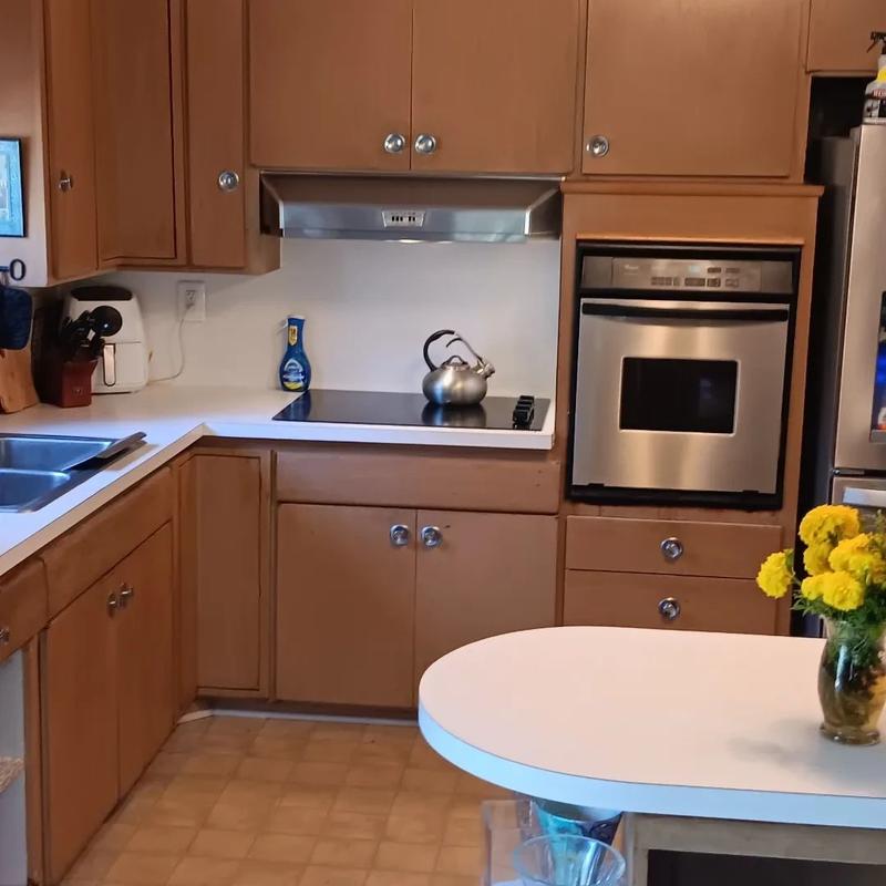 Listing photo 4 of 10