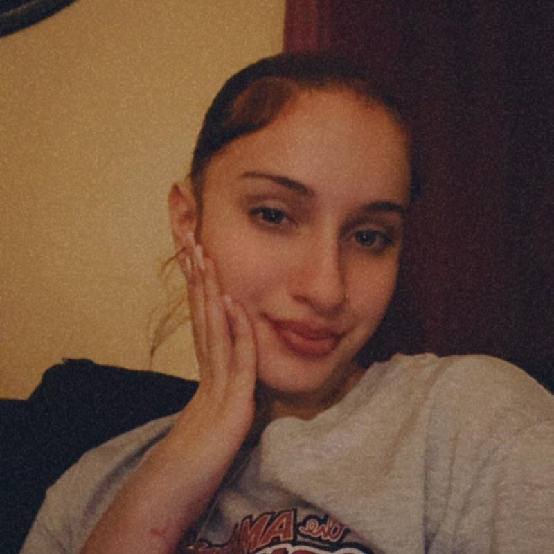 Profile image for Jadianna  S