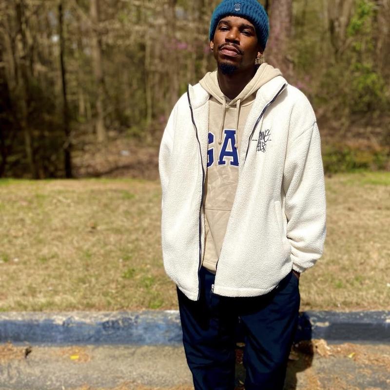 Listing photo 2 of 3