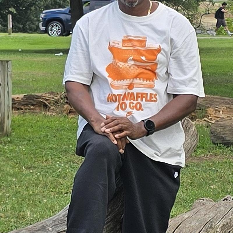 Listing photo 2 of 3