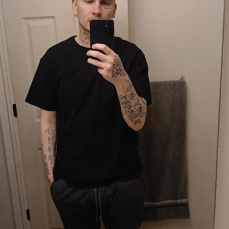 Profile image for Ivan R