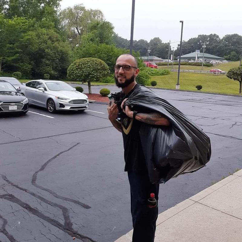 Listing photo 2 of 3