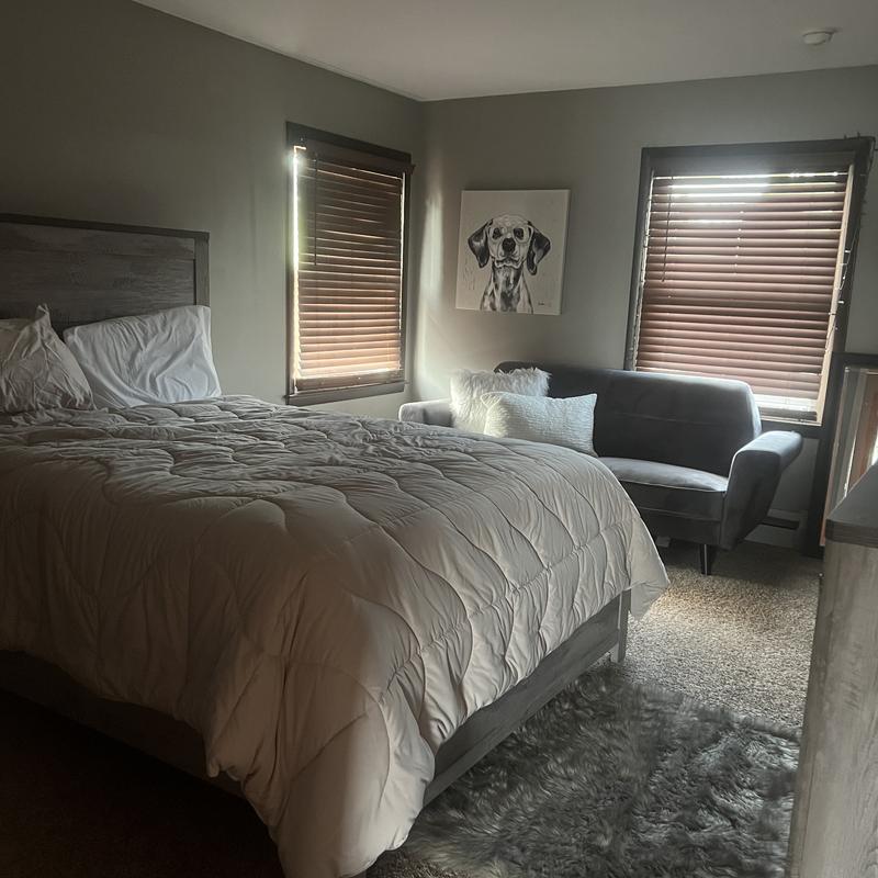 Listing image for Michelle  F