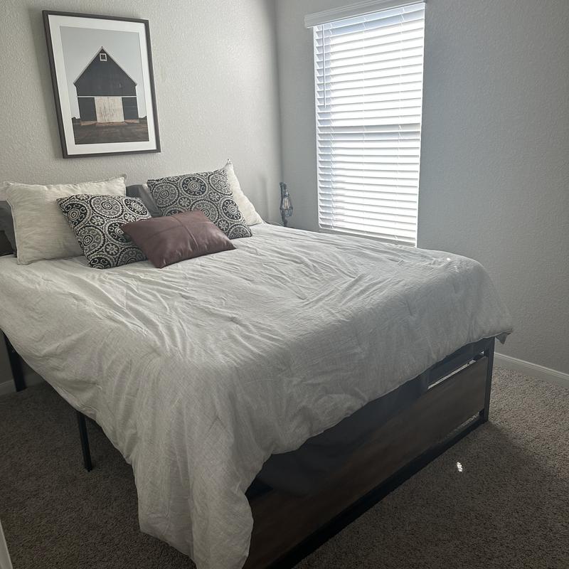 Listing photo 3 of 5