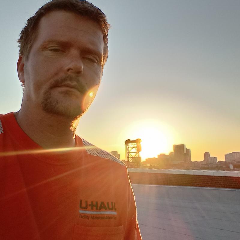 Listing photo 2 of 3