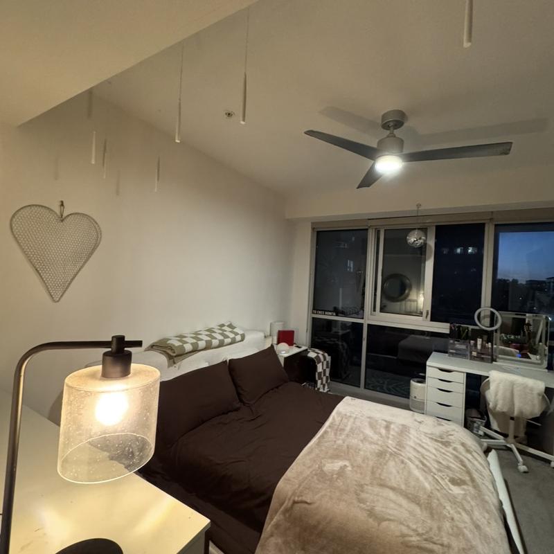 Listing photo 2 of 7