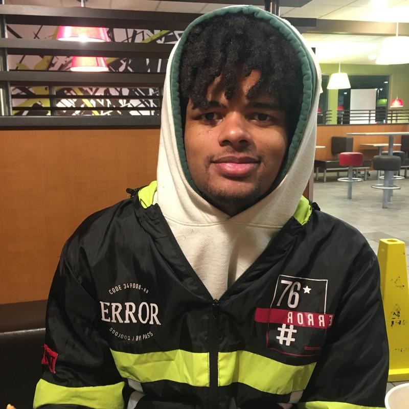 Listing photo 2 of 3