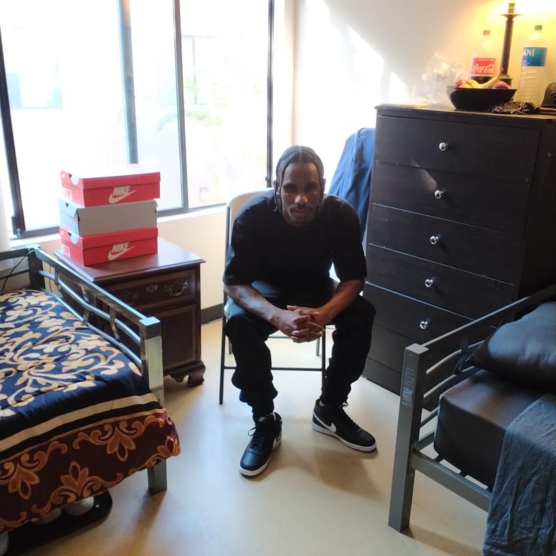 Listing photo 3 of 4