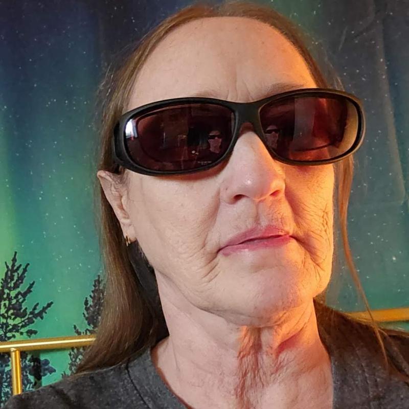 Listing photo 2 of 5