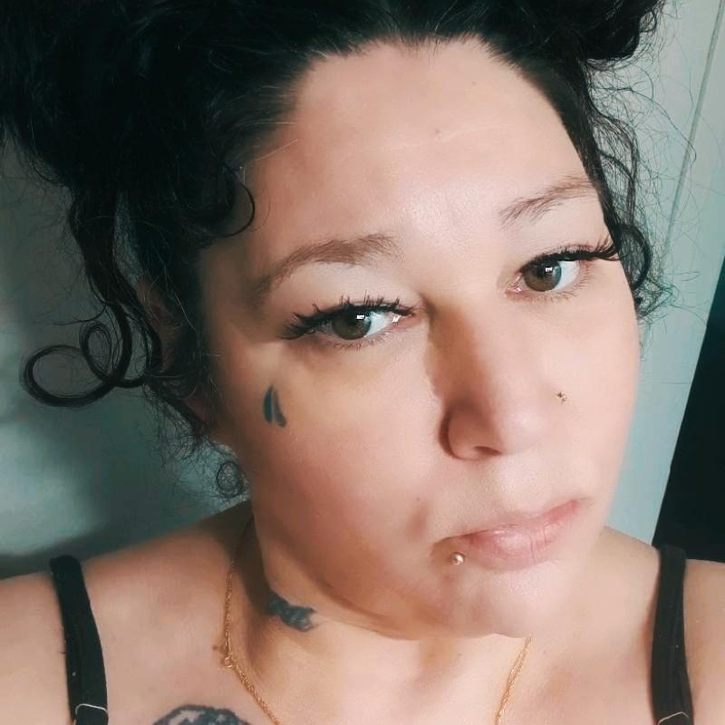 Listing photo 2 of 5