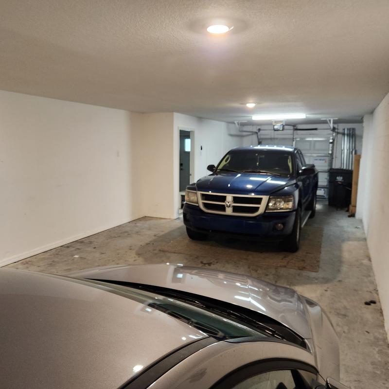 Listing photo 7 of 11