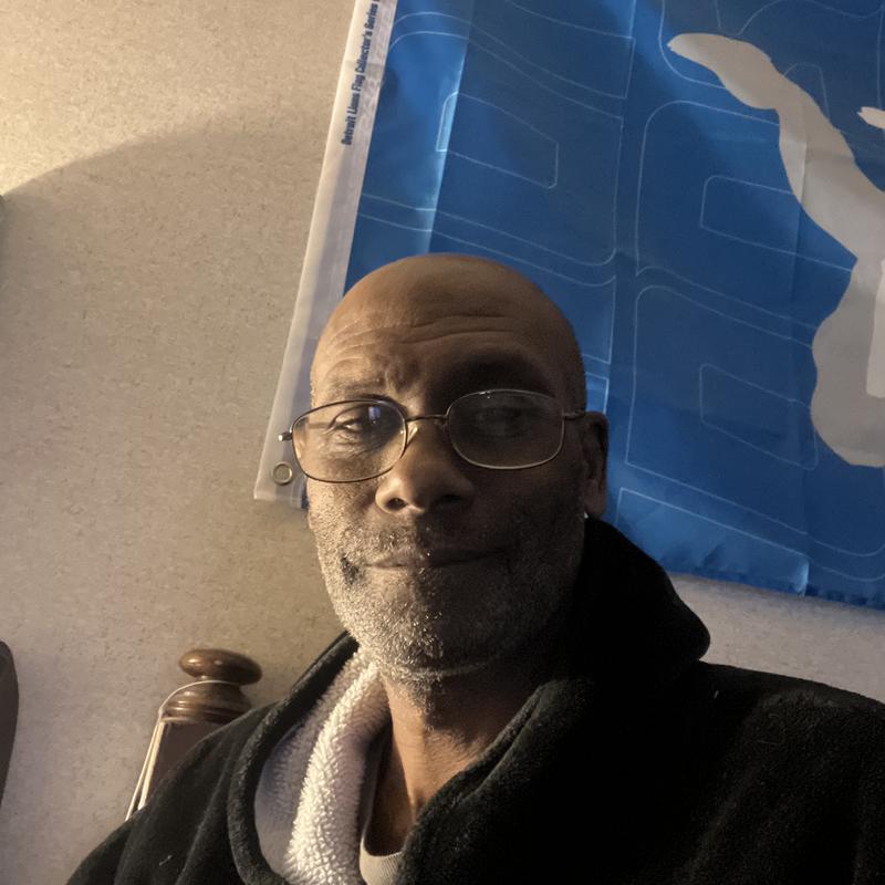 Listing photo 2 of 4