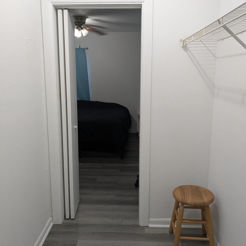 Listing photo 6 of 9