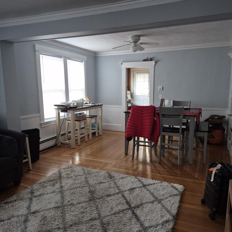 Listing photo 2 of 6