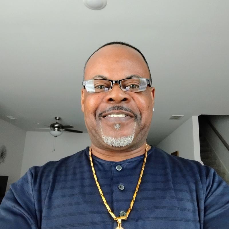 Listing photo 2 of 5