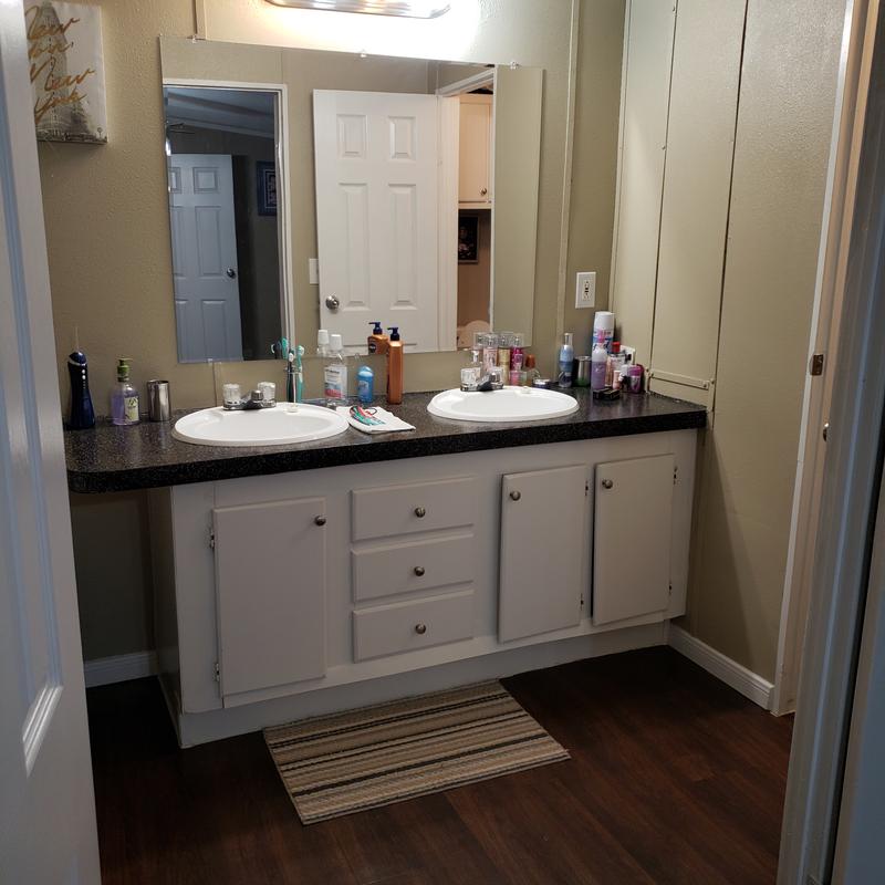 Listing photo 6 of 8