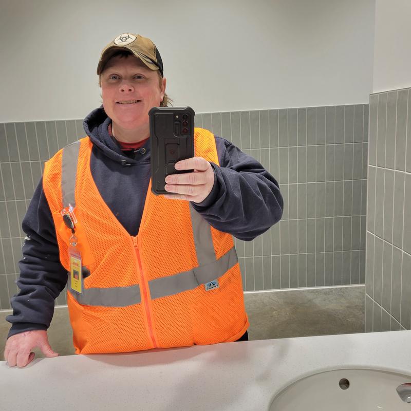 Listing photo 2 of 3