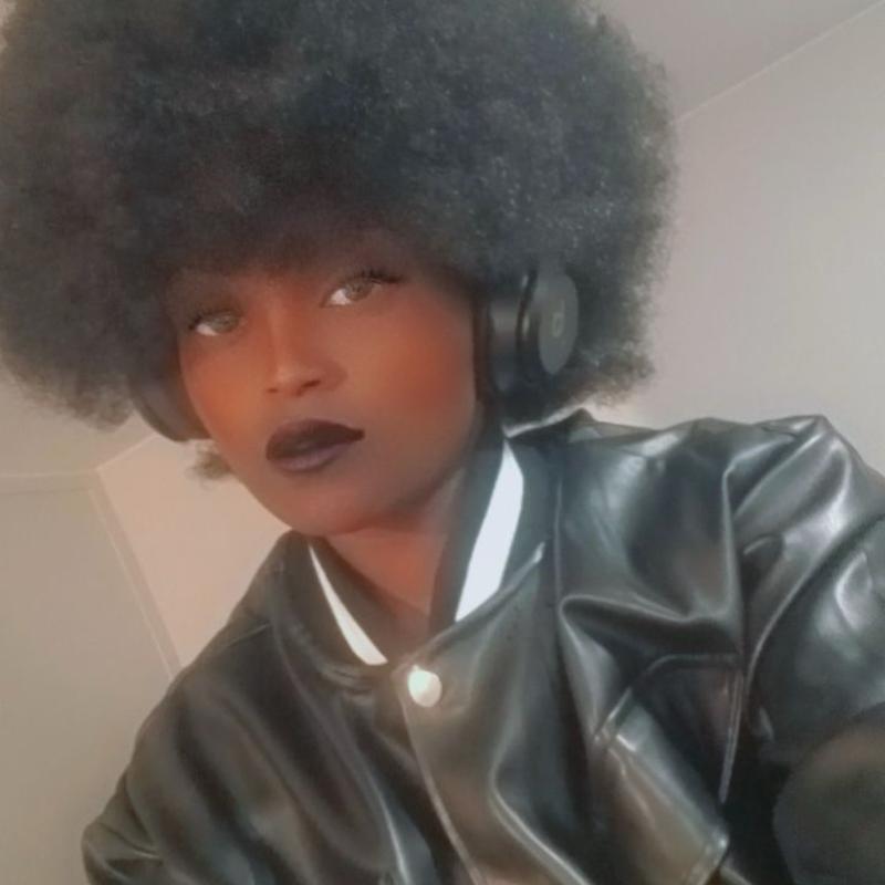 Profile image for Maya T