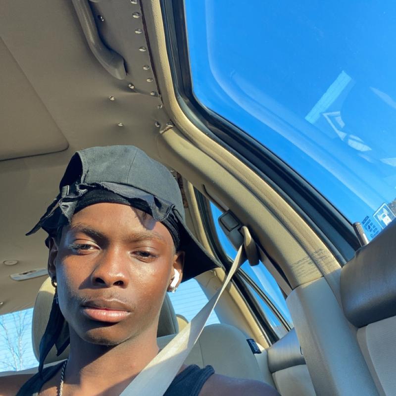 Profile image for Ronnie S