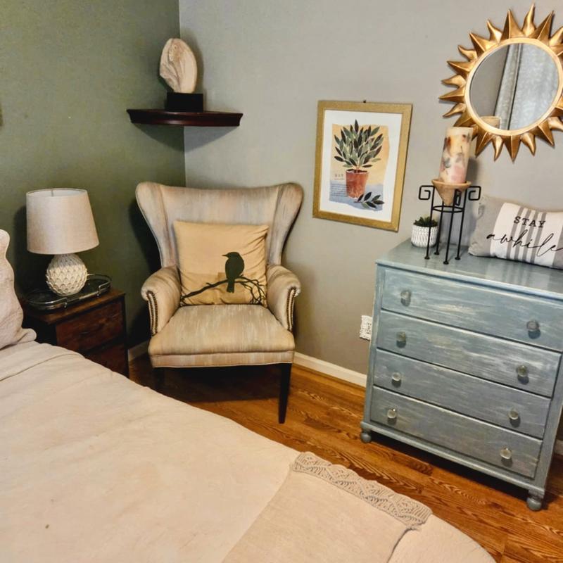 Listing photo 2 of 11