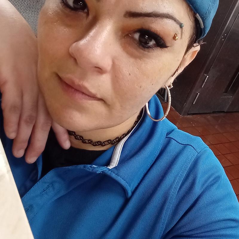 Listing photo 2 of 3