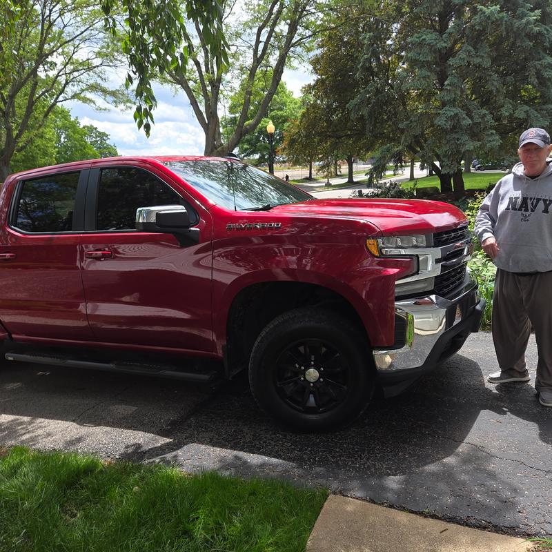 Listing photo 2 of 3