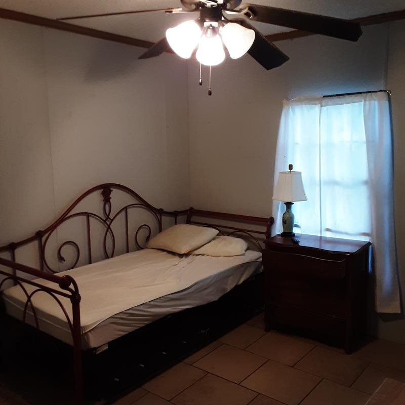 Listing photo 7 of 8