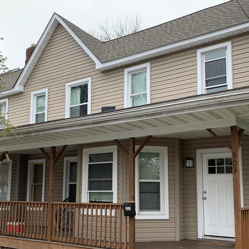 Listing photo 4 of 9