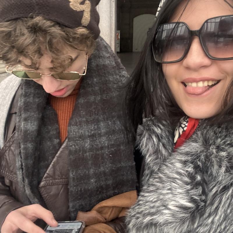 Listing photo 2 of 9